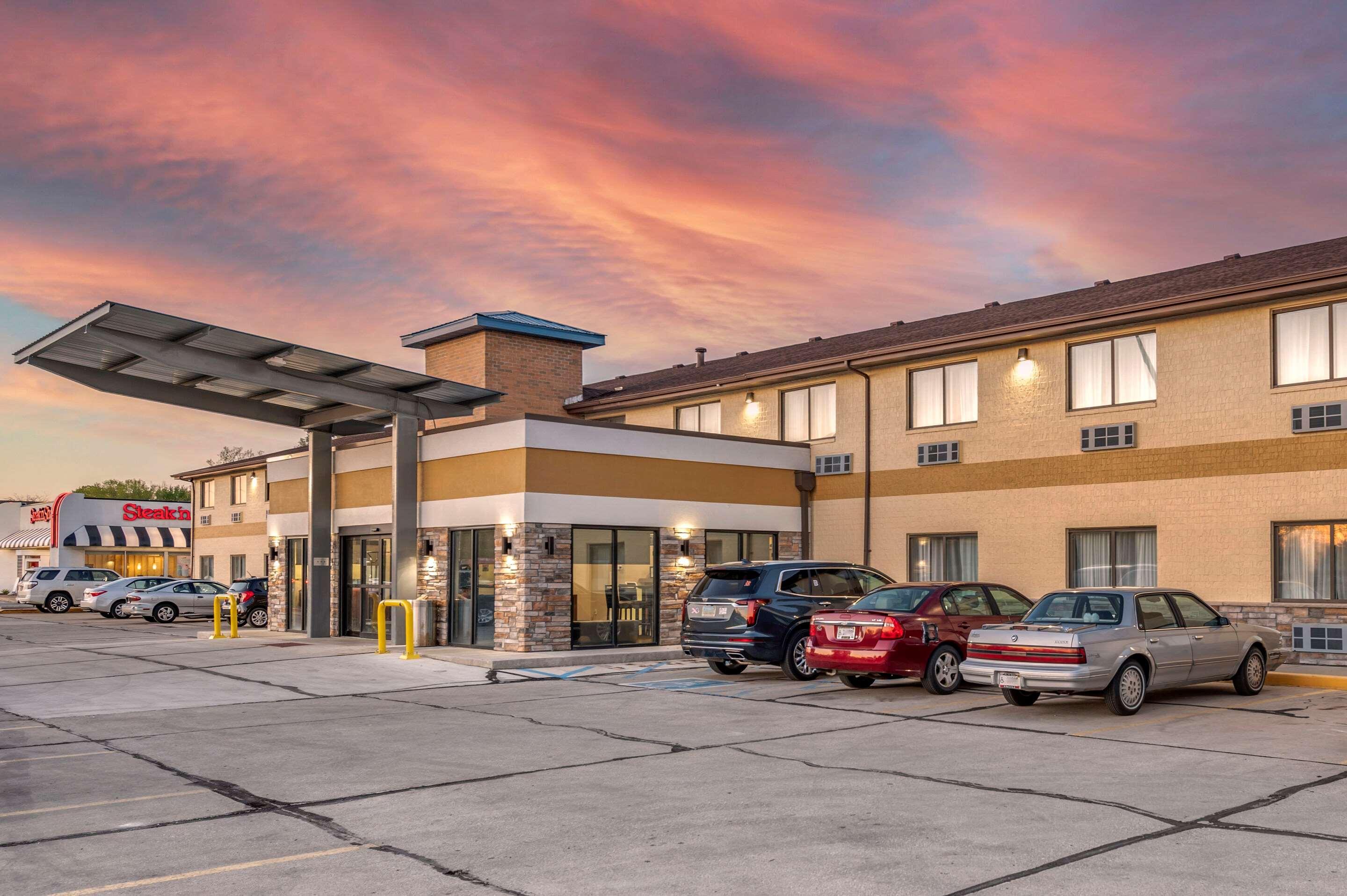 Comfort Inn Near Kokomo Speedway מראה חיצוני תמונה