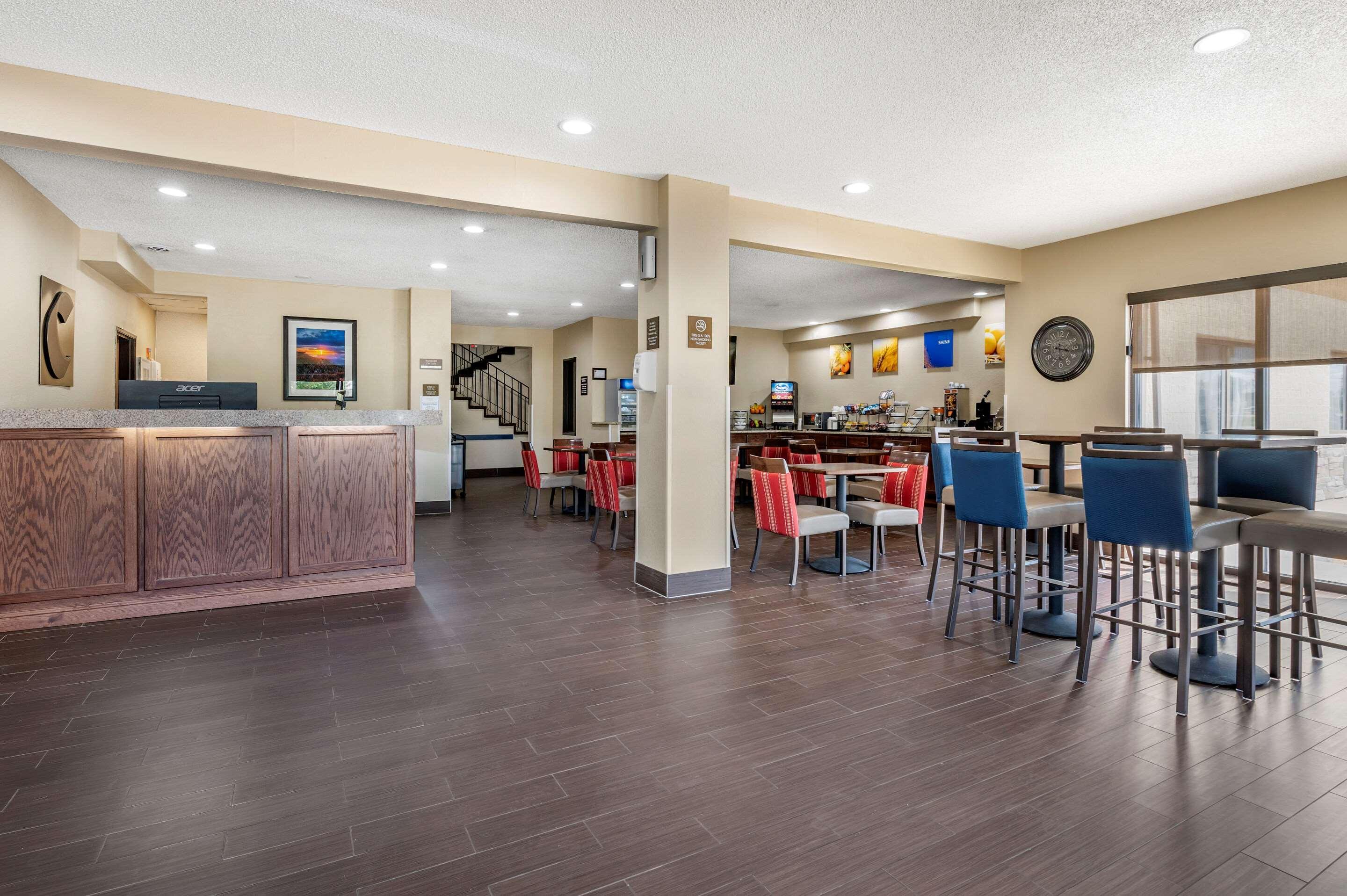 Comfort Inn Near Kokomo Speedway מראה חיצוני תמונה